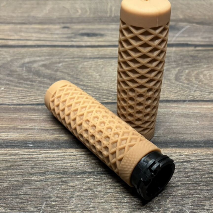 Грипсы Harley Davidson трос brown