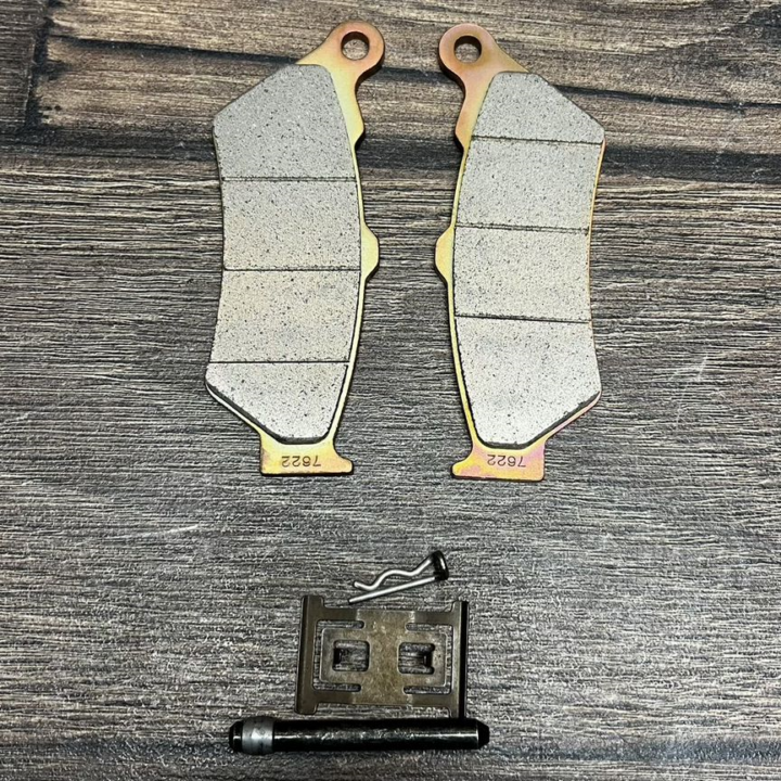 Колодки перед Street 750 правая сторона OEM