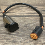 Розетка в боковую панель Harley Davidson