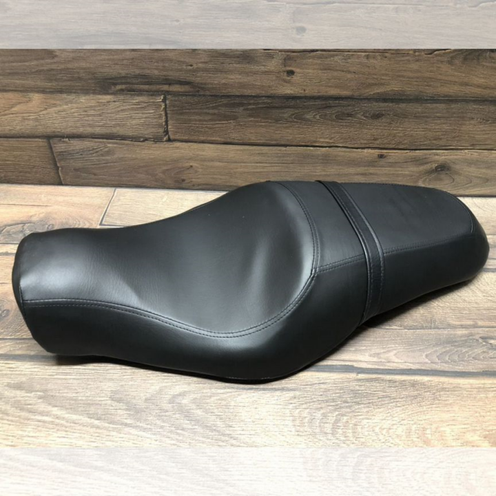 Двойное сидение Harley Davidson Sportster