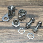 Крепеж передних поворотников