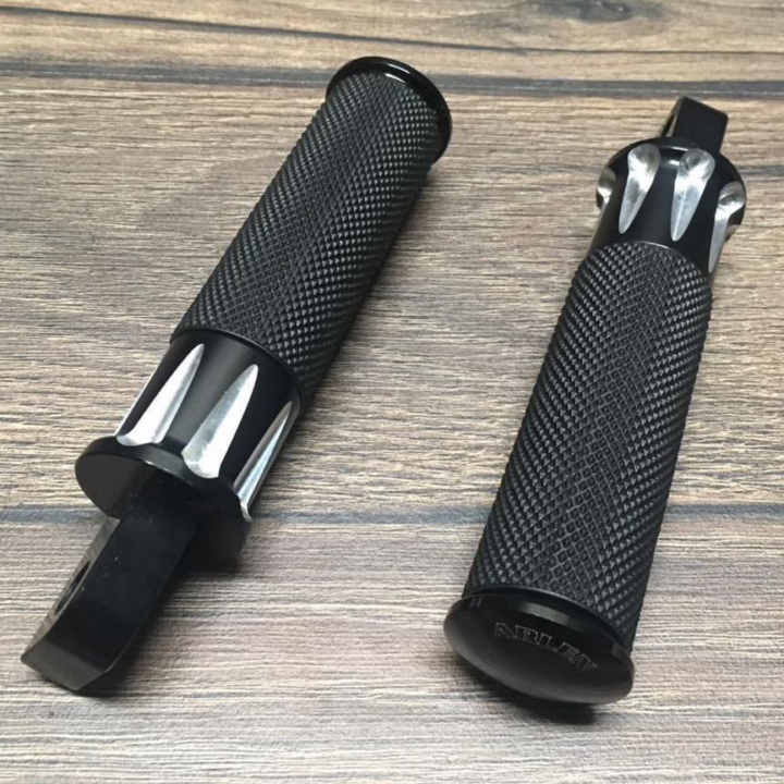 Подножки Arlen ness Harley Davidson