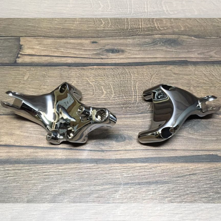 Кронштейны задних подножек sportster 14+ chrome