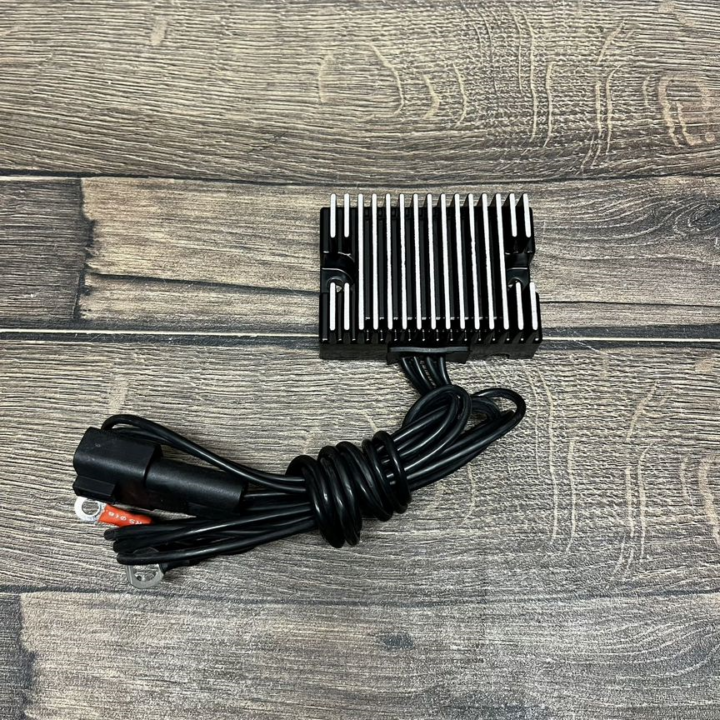 Реле регулятор harley davidson softail 2000